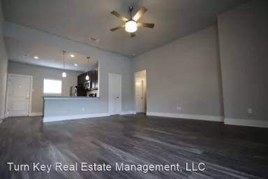 Main picture of 221 Stewart Bend Ct
