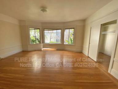 Main picture of 3156 Gough St