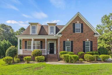 Main picture of 227 Glenville Dr