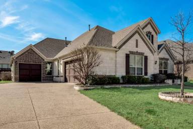 Main picture of 2818 Balmoral Dr