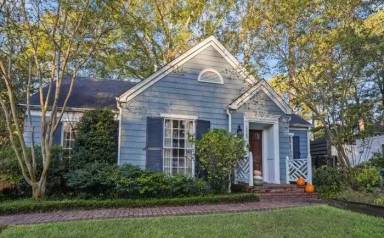 Main picture of 1115 Saint Ann St