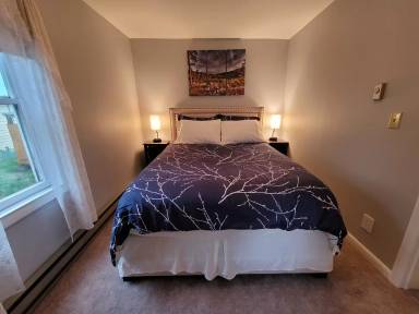 Main picture of 218 N I St