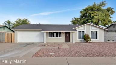 Main picture of 4738 W Charleston Ave