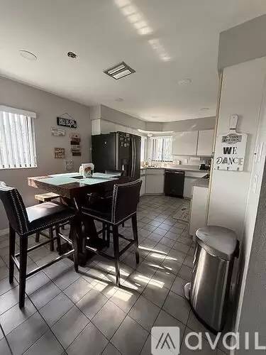 Main picture of 2100 S Brink Ave