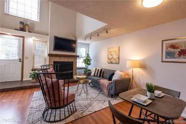 Main picture of 6895 Zenobia Cir