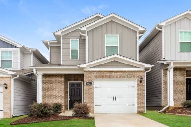 Main picture of 8022 Hagood St