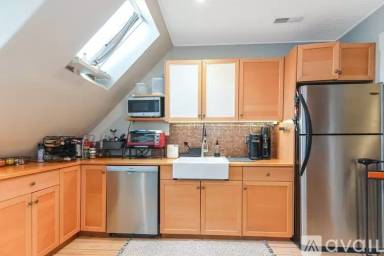 Main picture of 164 Boston St