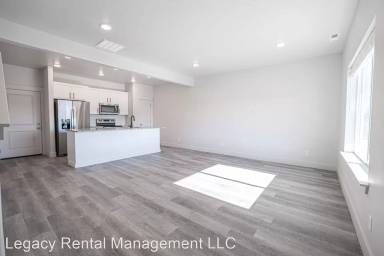 Main picture of Summerfield Townhomes