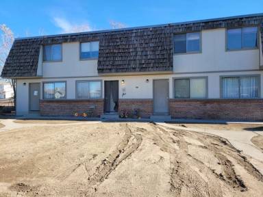 Main picture of 460 Topaz Dr