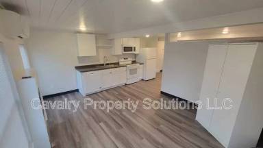 Main picture of 3947 E Calvary Rd