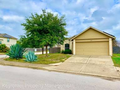 Main picture of 15300 Lucian St