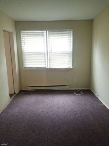 Main picture of 240 Sheffield Ave