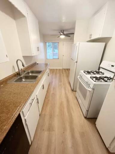Main picture of 917 W 19th St