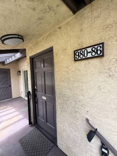 Main picture of 980 Lupine Hills Dr