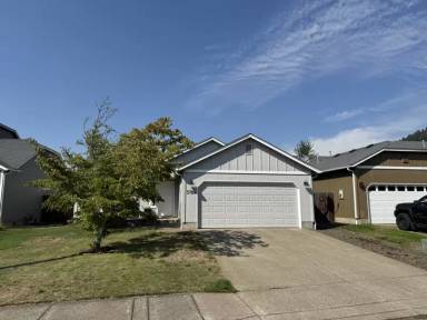 Main picture of 5784 Peridot Way