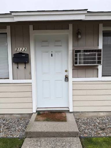 Main picture of 3102 E Jackson Ave