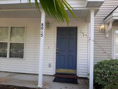 Main picture of 8033 Shadow Oak Dr