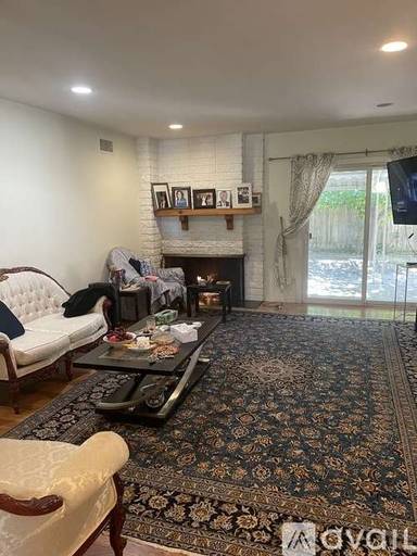 Main picture of 22342 Mobile St