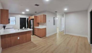 Main picture of 4557 NW 14th Ave