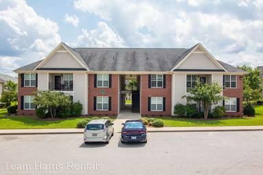 Main picture of 411 Gallery Dr