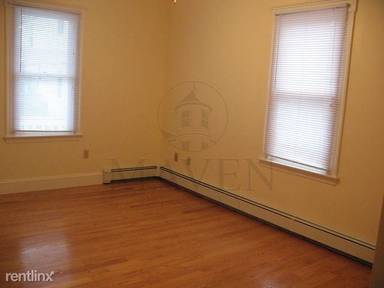 Main picture of 47 Dearborn St
