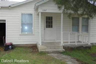 Main picture of 1157 Plum St
