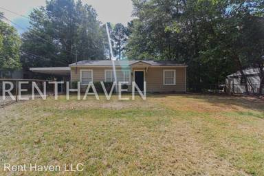 Main picture of 2404 Yates Dr