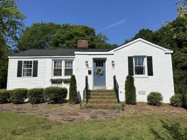 Main picture of 116 Druid St