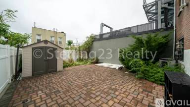 Main picture of 2414 32nd St