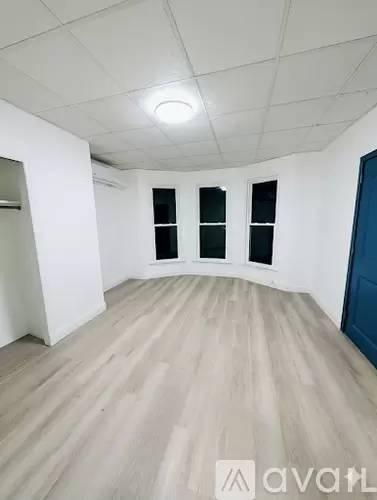 Main picture of 92 88th Ave