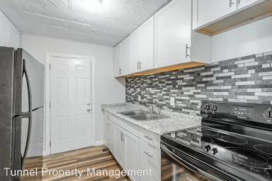Main picture of 5327 Lee Ave