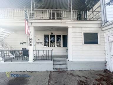 Main picture of 639 Benton St