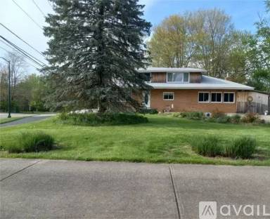 Main picture of 6810 New Albany Condit Rd