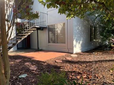 Main picture of 6440 Country Club Dr
