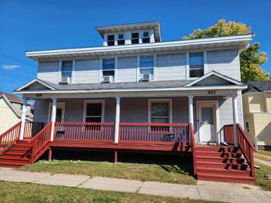 Main picture of 607 5th Ave