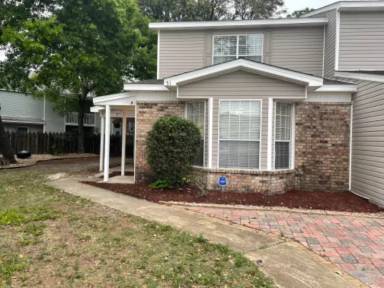 Main picture of 51 Chatelaine Cir SE