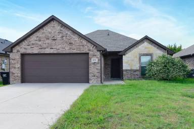Main picture of 8824 Kiowa Dr