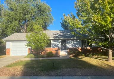 Main picture of 2974 N Cribbens Ave