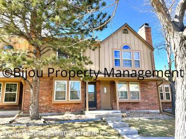 Main picture of 518 Rolling Hills Dr
