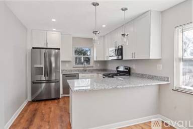 Main picture of 1066 Burns Ave