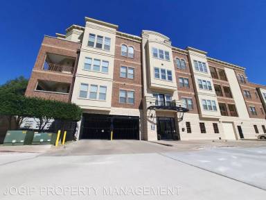 Main picture of 800 E 15th St