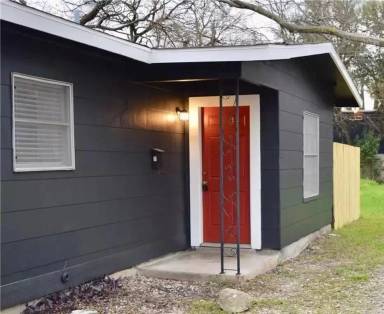 Main picture of 607 Nelray Blvd