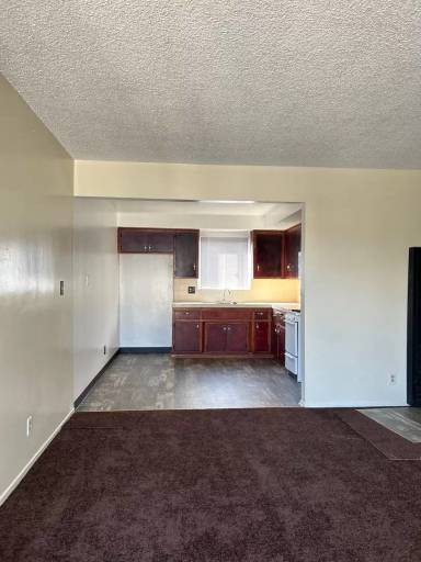 Main picture of 1622 W 81st St