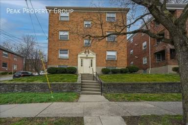 Main picture of 2361 Ravine St