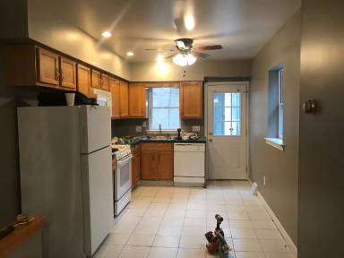 Main picture of 2610 S Rosewood St