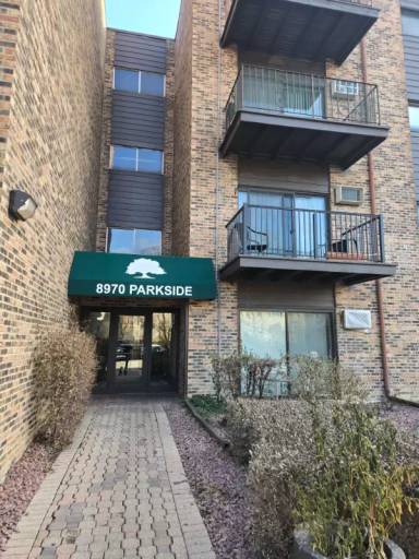 Main picture of 8970 N Parkside Ave