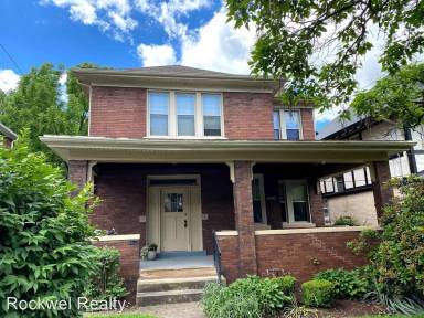 Main picture of 6404 Forward Ave