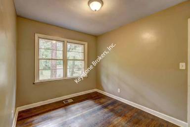 Main picture of 1308 Rocksprings St