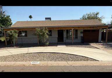 Main picture of 4907 E Palm Ln