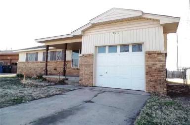 Main picture of 940 Stiver Dr